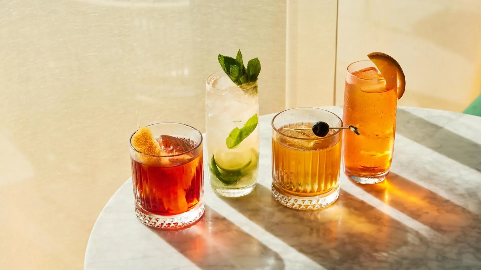 The Social Hub San Sebastian酒店 3*,